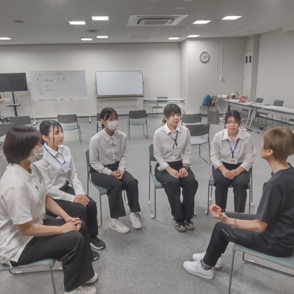 実習の様子（介護レクリエーション講座の振返り）