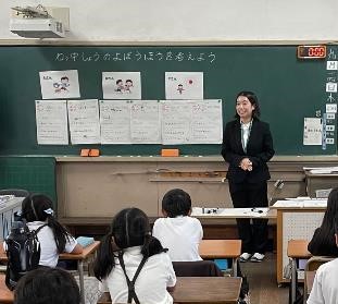 私は低学年に熱中症予防の保健指導をしました
