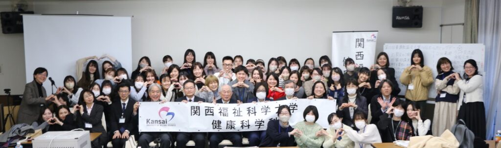 ＜会の最後には集合写真をとりました＞